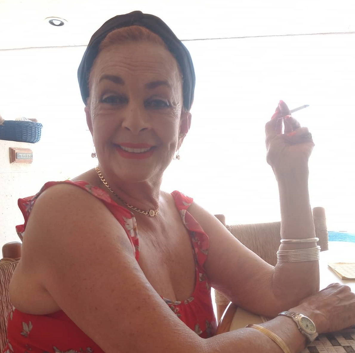 Talina Fernandez busca trabajo desesperadamente en la cuarentena