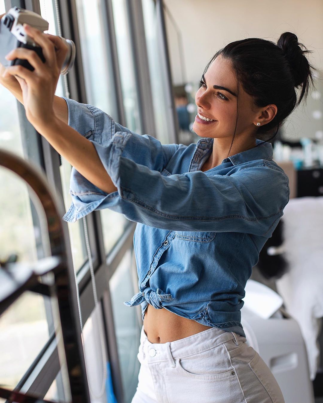 Livia Brito acusada golpear fotografo