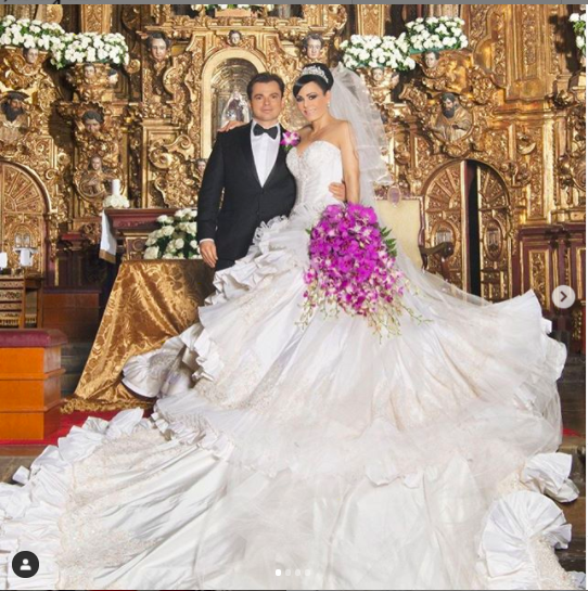 Maribel Guardia festeja su aniversario de bodas con impactantes fotos del gran día