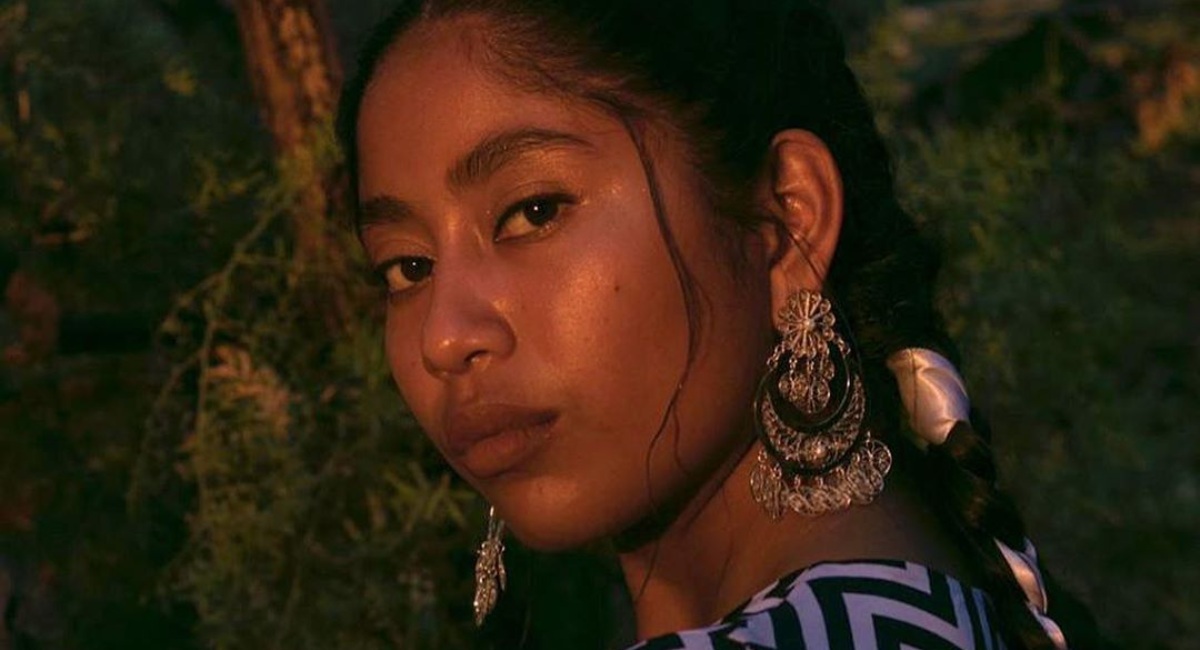 Karen Vega Primera Modelo Oaxaqueña Portada Vogue México