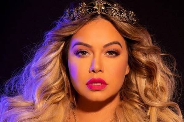 Captan a Chiquis Rivera y Lorenzo Méndez muy acaramelados ¿Regresaron?