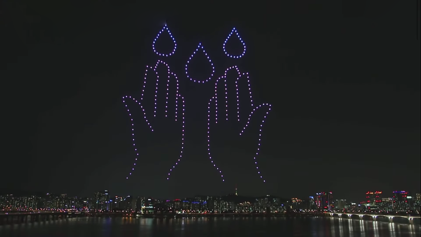 En Corea crean homenaje al personal de la salud con drones y se ve espectacular