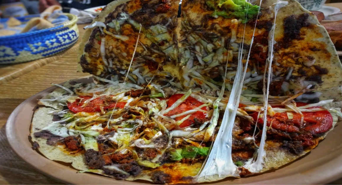 Perú quiere ganar el título a mejor comida callejera, pero las tlayudas no se lo van a permitir