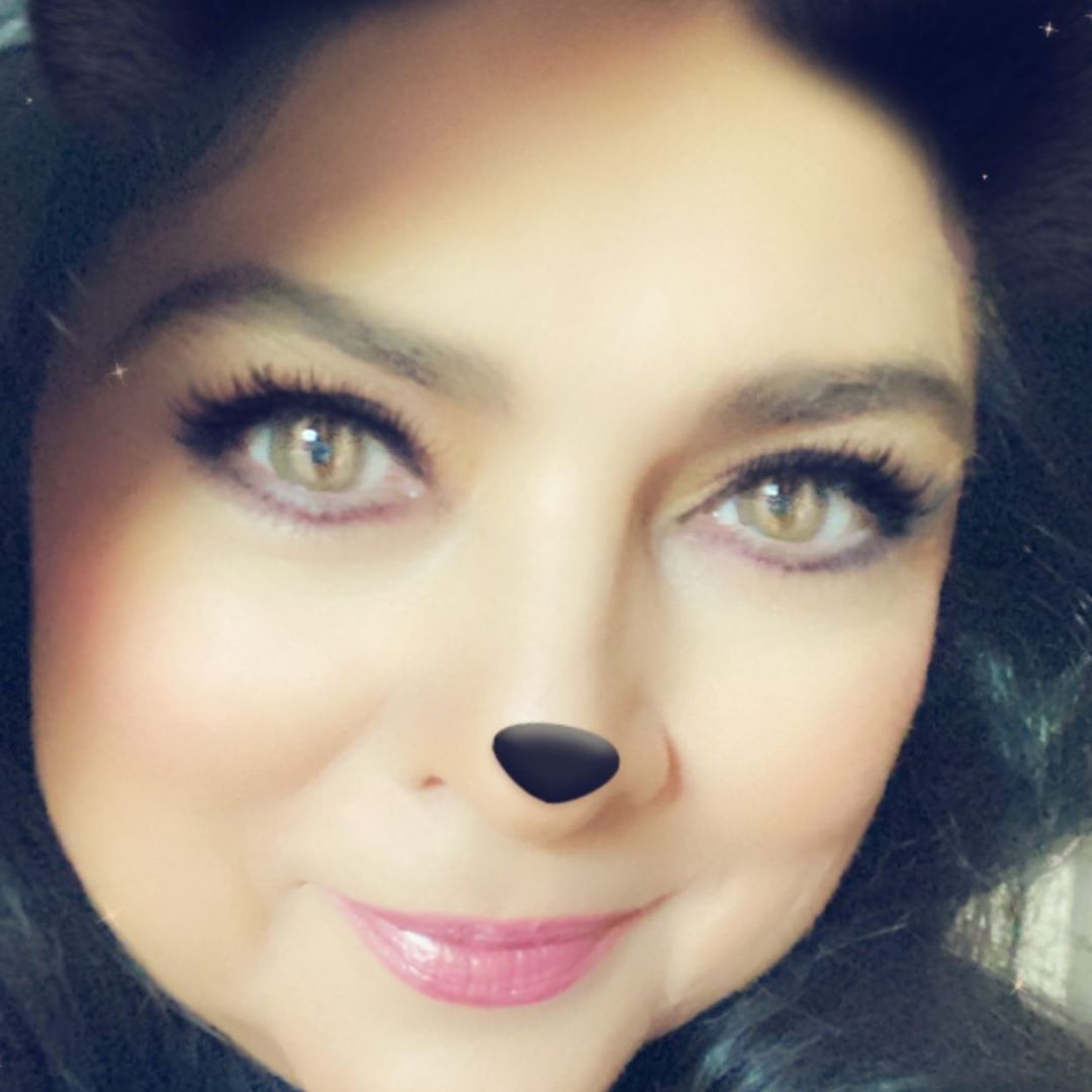 Victoria Ruffo muestra fotos de sus arrugas y luce hermosa