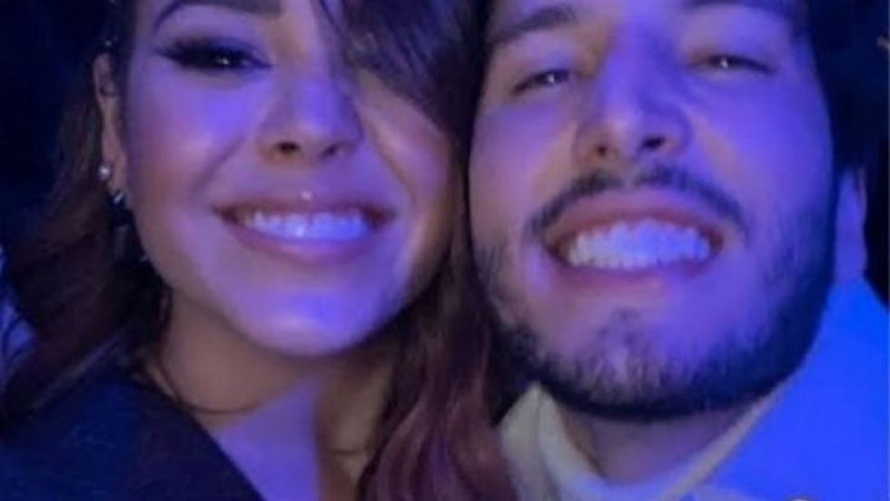 Así los quería agarrar: Captan a Danna Paola con Sebastián Yatra muy románticos