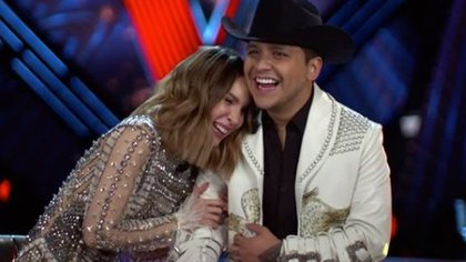 Revelan la lujosa vida de Christian Nodal que quiere compartir con Belinda