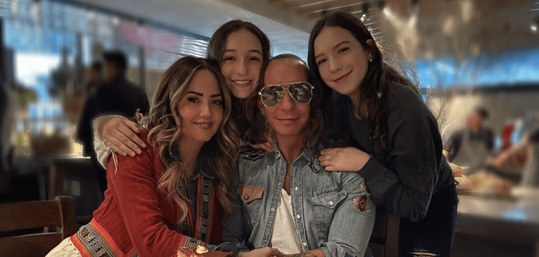 Andrea Legarreta se contagió de Covid por ir al cine