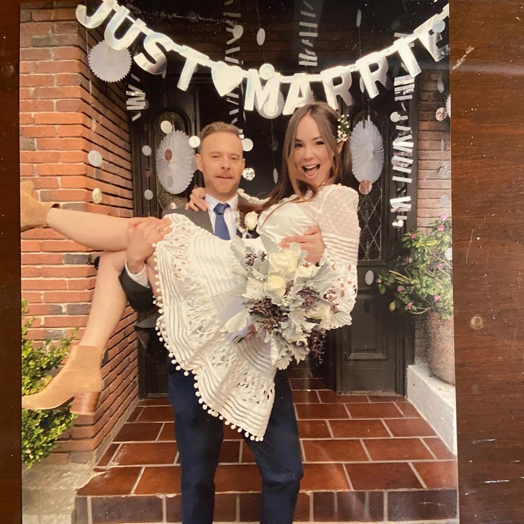 Camila Sodi se casó compartió fotos de hermosa boda 