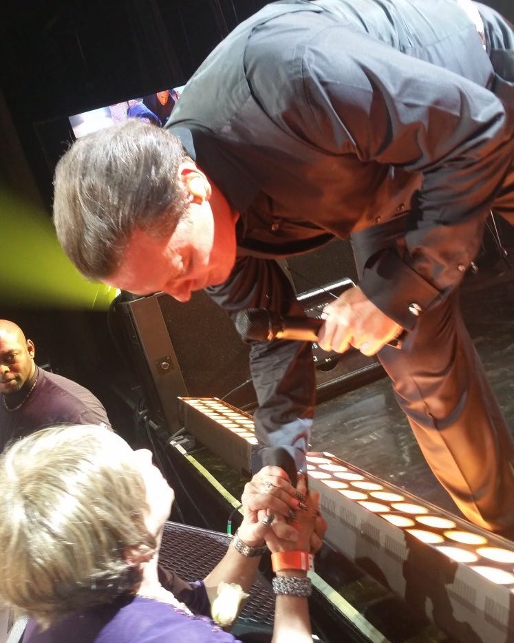 Luis Miguel estuvo presente funeral de fan número 1