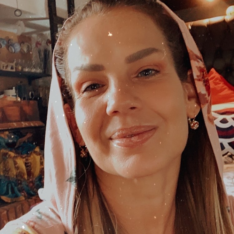 Niurka advierte sobre el dióxido de cloro a Lorena Herrera