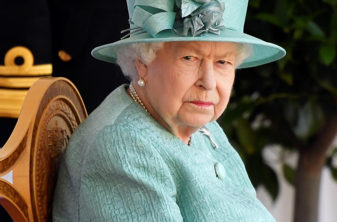 Reina Isabel no regresará a vivir al Palacio de Buckingham