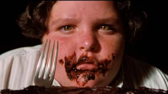 Bruce, el amigo de Matilda que se comió un pastel