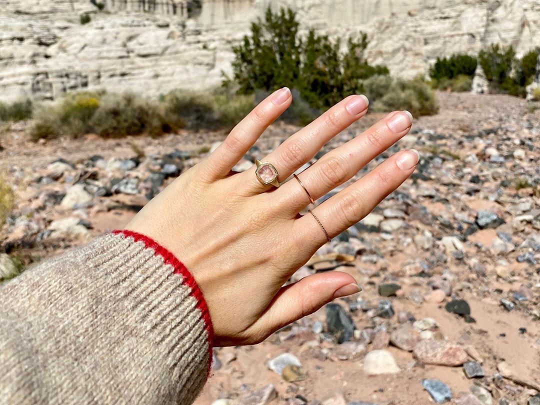 Lily Collins Anillo