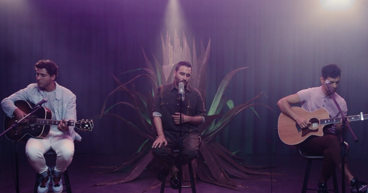 Reik lanza Te hubieras ido antes y Háblame de ti