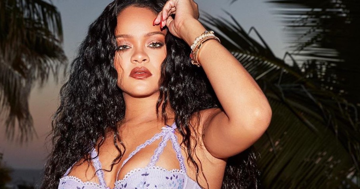 Rihanna promociona su nueva línea de ropa