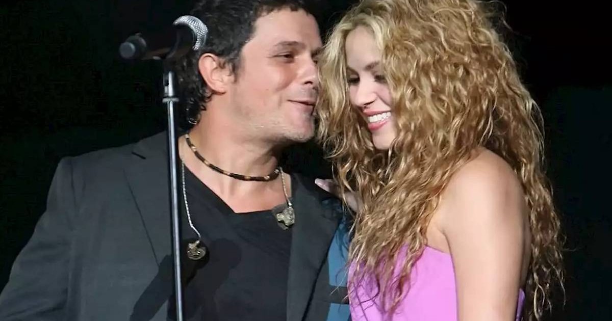 Exhiben a Shakira y Alejandro Sanz coqueteando en privado
