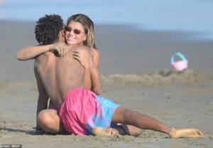 Sofia Richie y Jaden Smith reavivan su amor en la playa