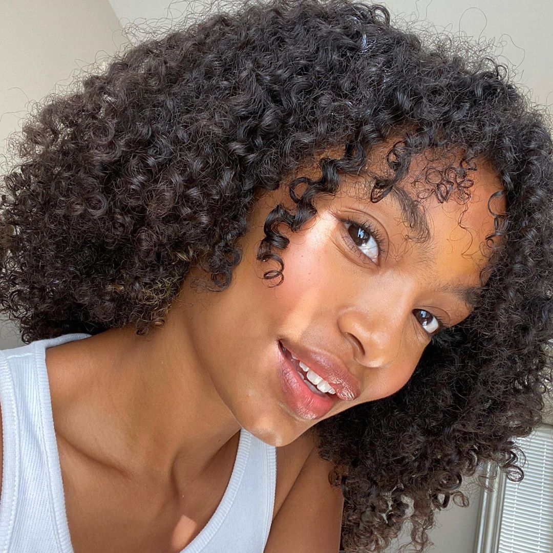 Yara Shahidi será Tinker Bell