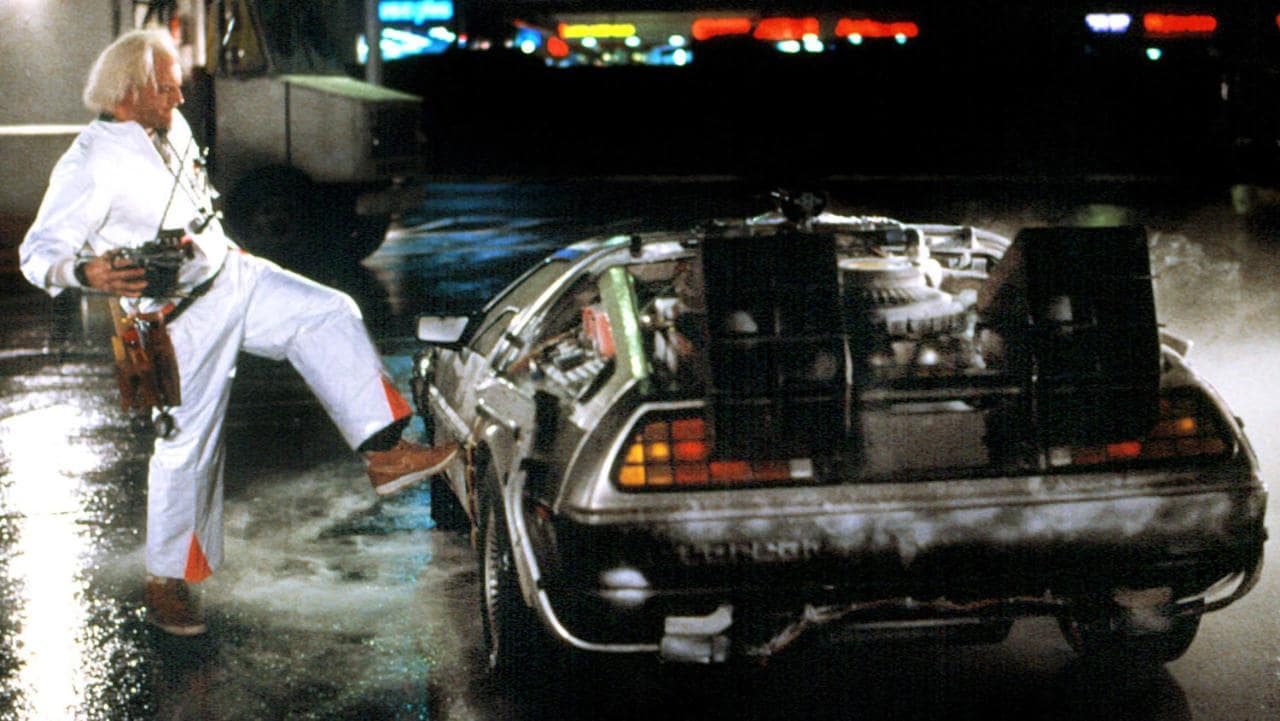 DeLorean de "Volver al Futuro" aparece en la Condesa