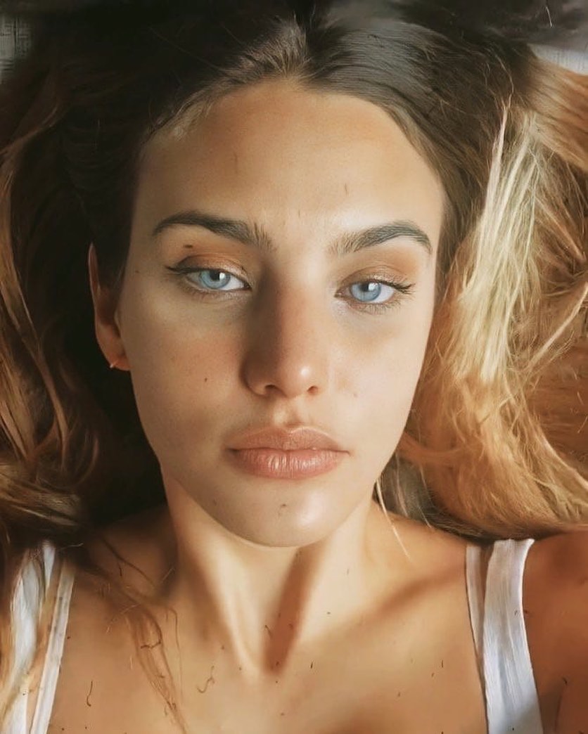Macarena Achaga