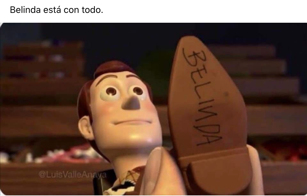 Memes de Belinda y Nodal por los tatuajes que se hicieron en pareja