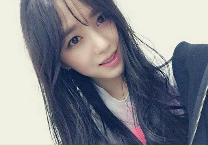 Fotos de Mina de AOA para celebrar su cumpleaños 27 de edad