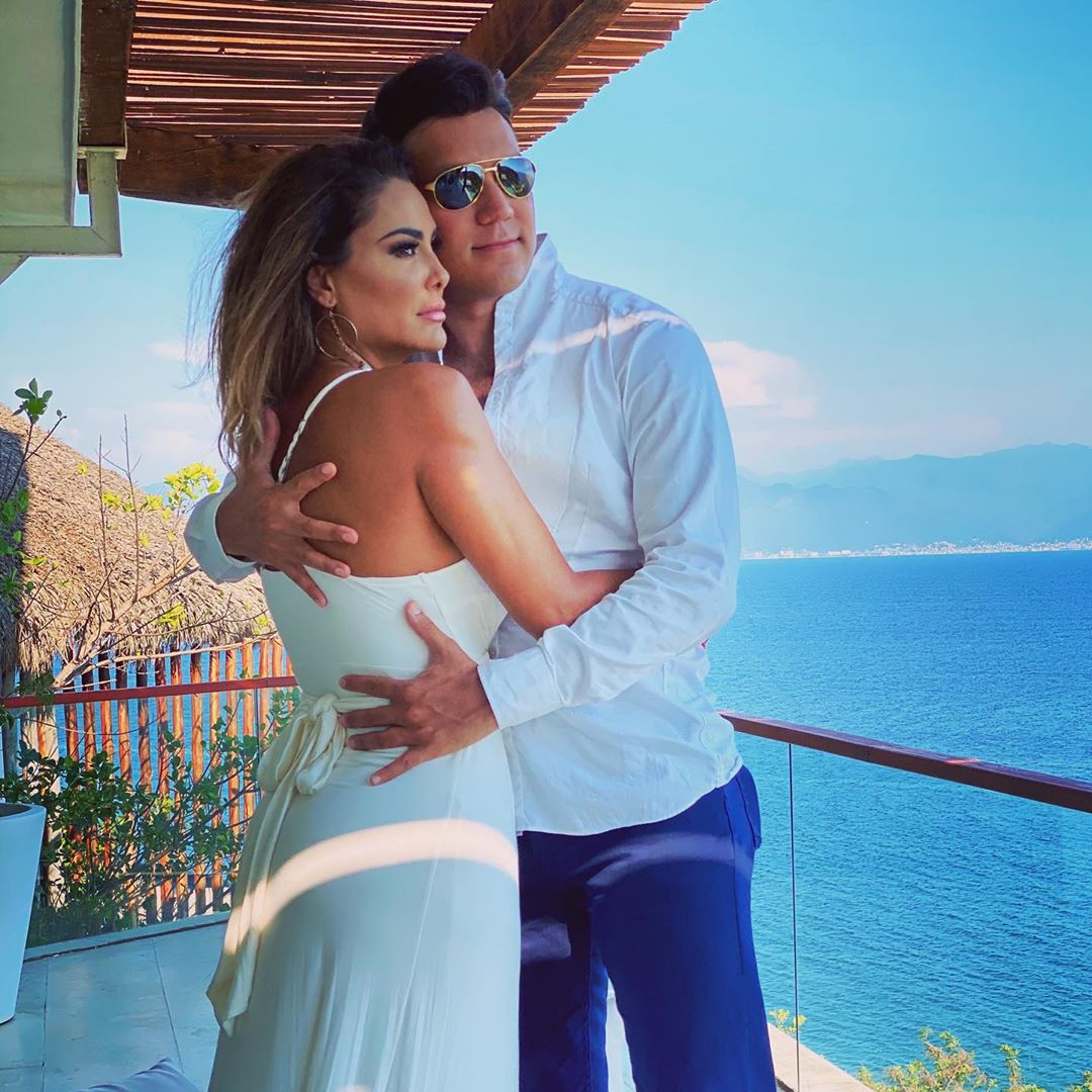 Revelan que Ninel Conde vendiÃ³ su casa para pagar deudas de su novio Larry Ramos