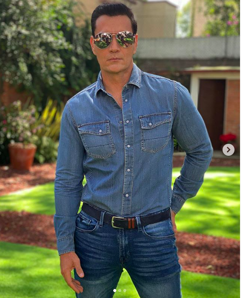  Mhoni Vidente predice la salida del clóset de David Zepeda