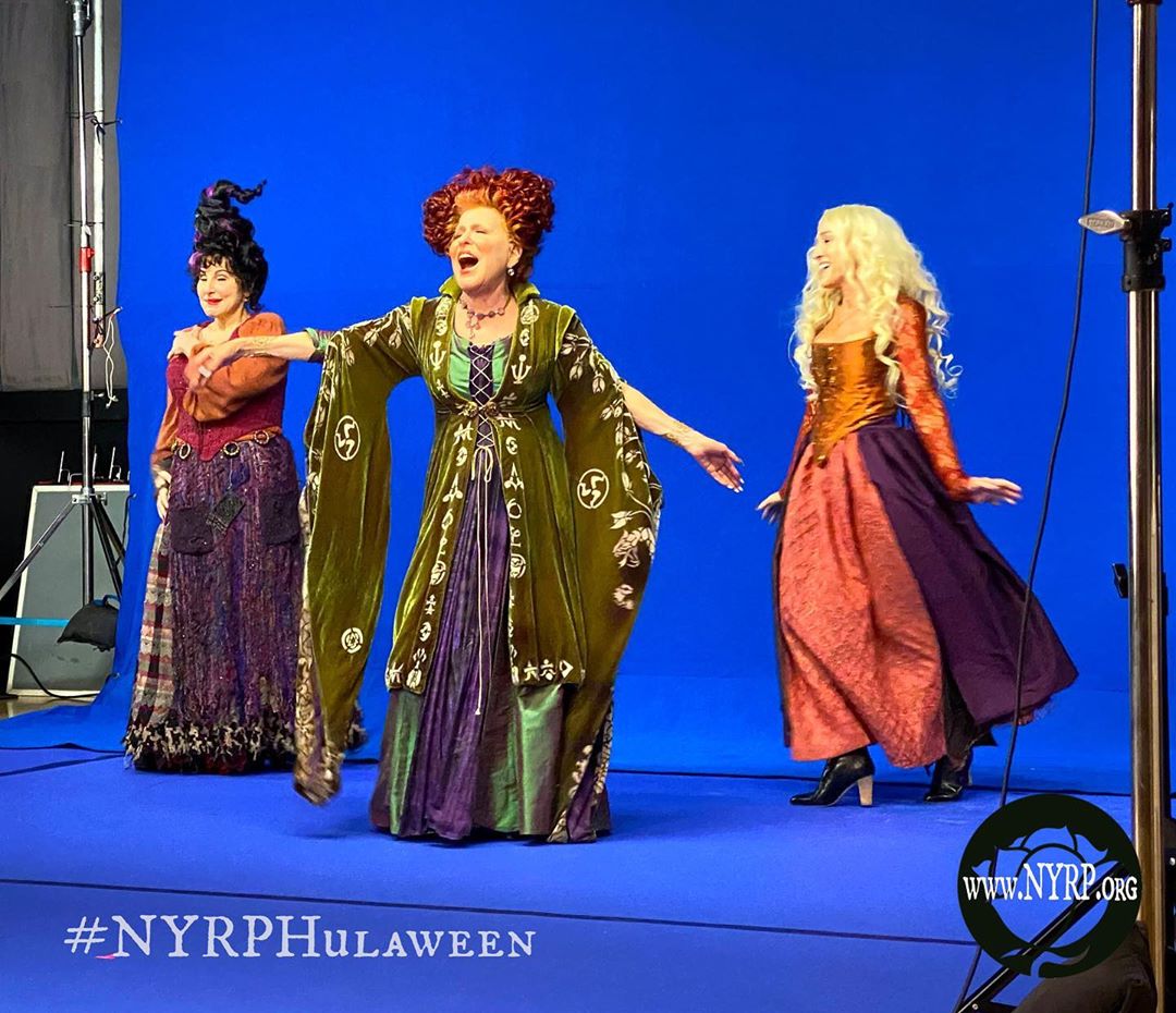 Bette Midler confirma secuela de Hocus Pocus