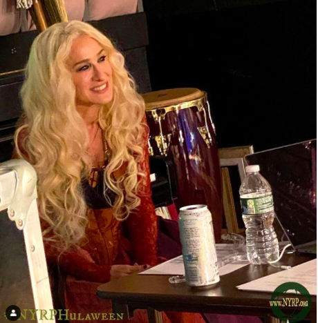  Bette Midler presume reunión con las estrellas de Hocus Pocus
