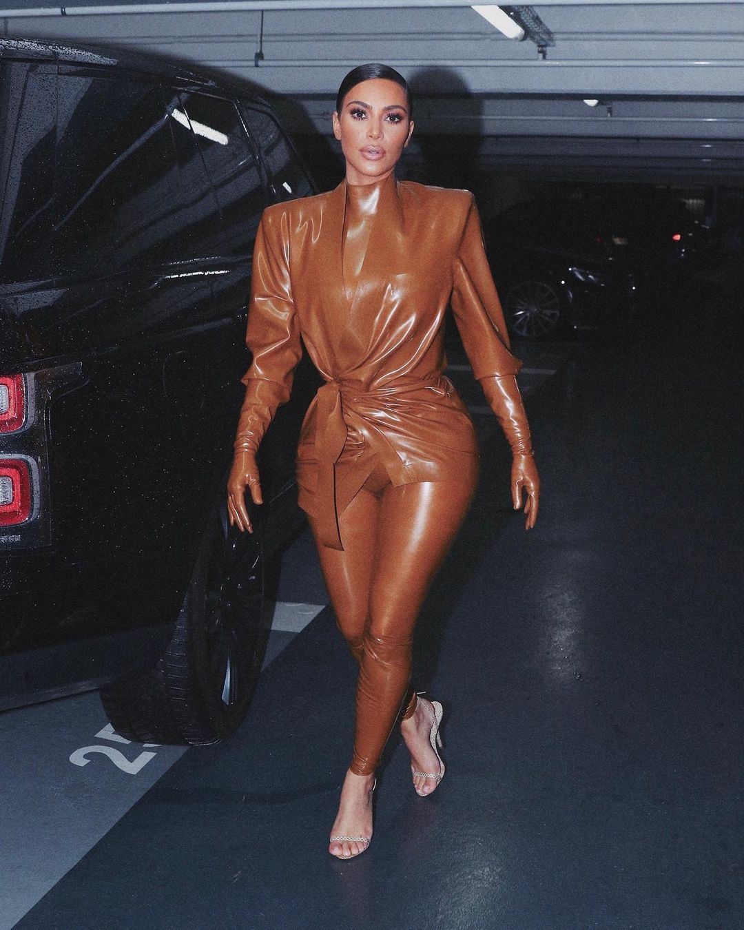 Kim Kardashian en latex