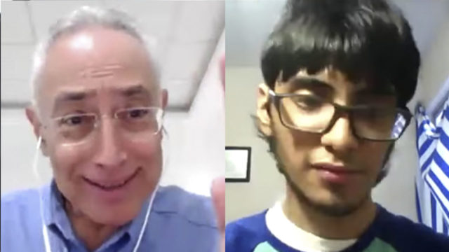 Maestro de la UANL se burla de alumno con Asperger