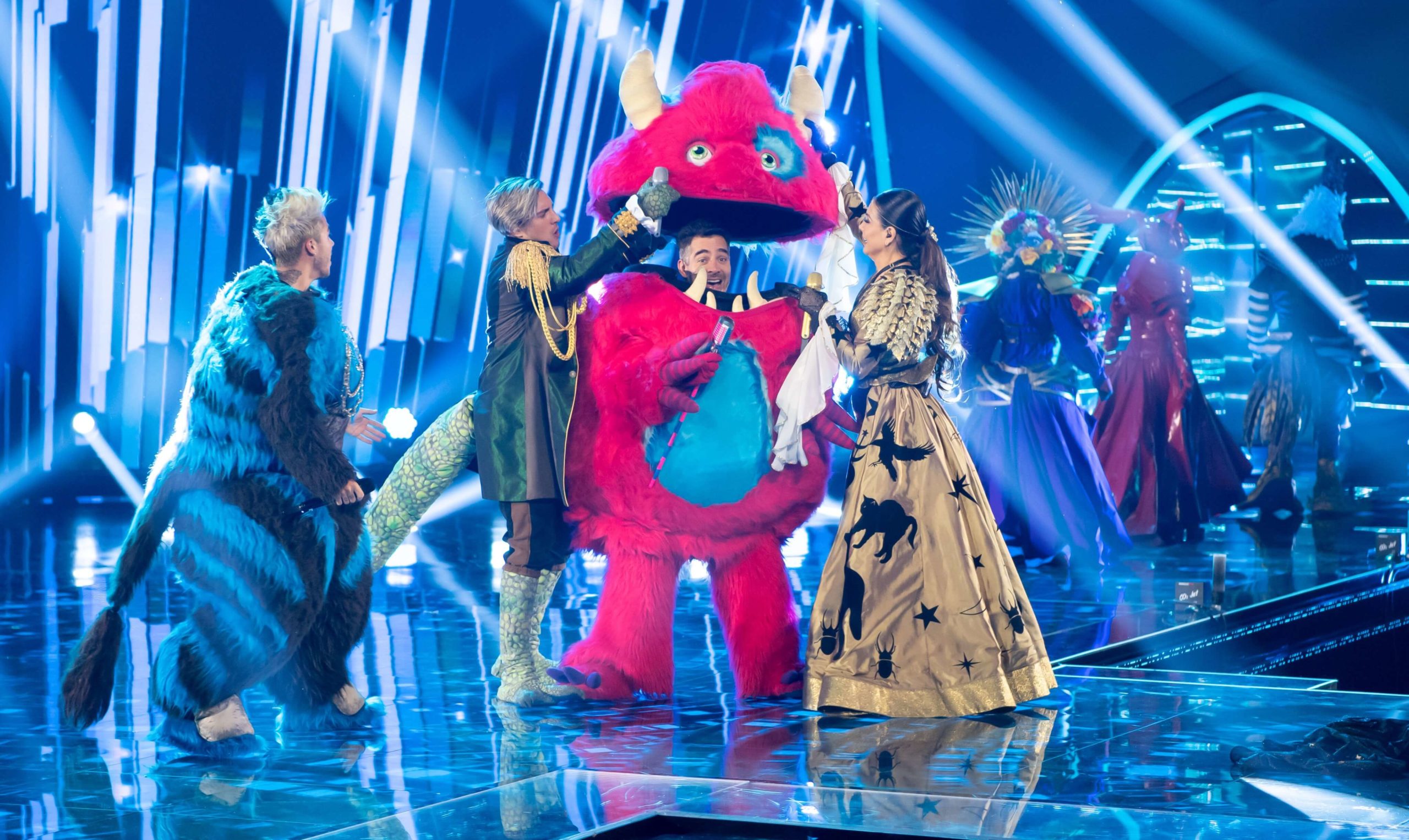 Quien es la mascara 2 primer capitulo inicio