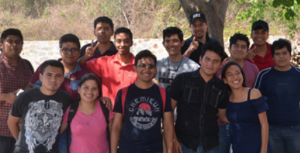 Alumnos del Instituto Tecnológico de Acapulco