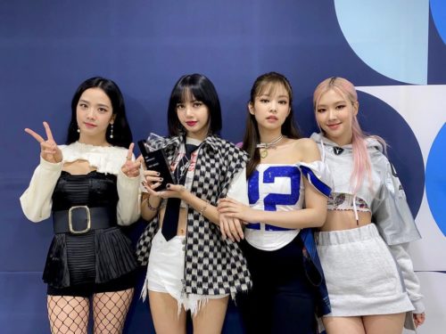Blackpink presume premio en instagram