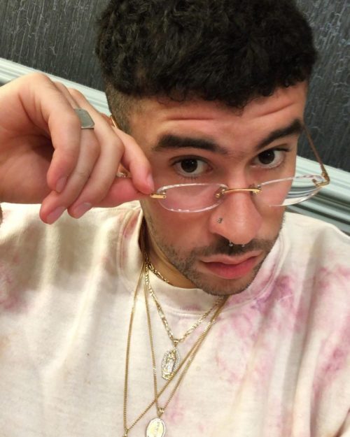 Bad Bunny luciendo sexy en instagram
