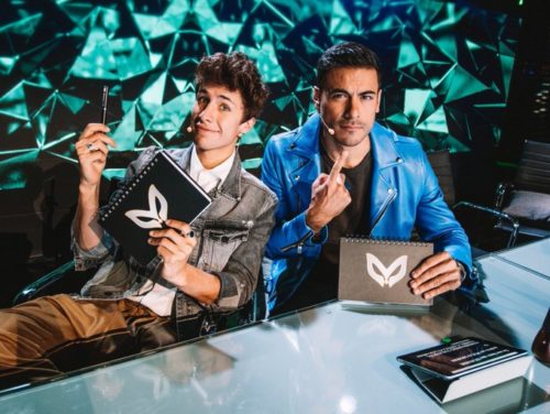 Carlos Rivera posa con el Juanpa Zurita
