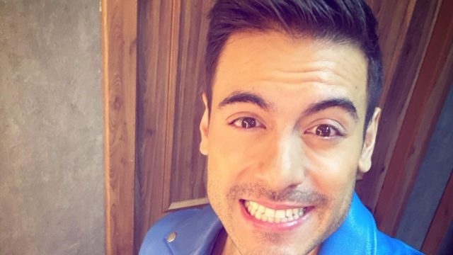 Carlos Rivera presenta a su hermana
