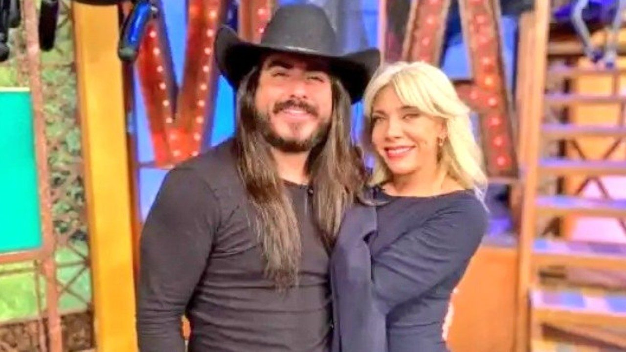 Cynthia Klitbo y el Rey Grupero