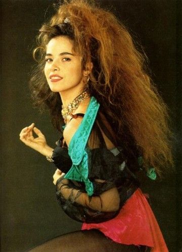 Gloria Trevi sorprende con cambio de look radical
