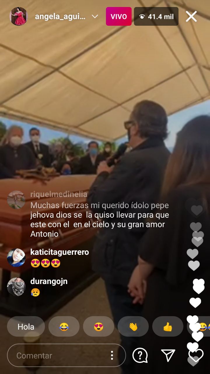 Ángela Aguilar transmite en vivo funeral de Flor Silvestre