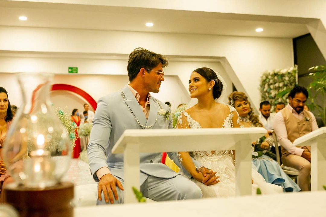 Boda masiva Odalis Gomez