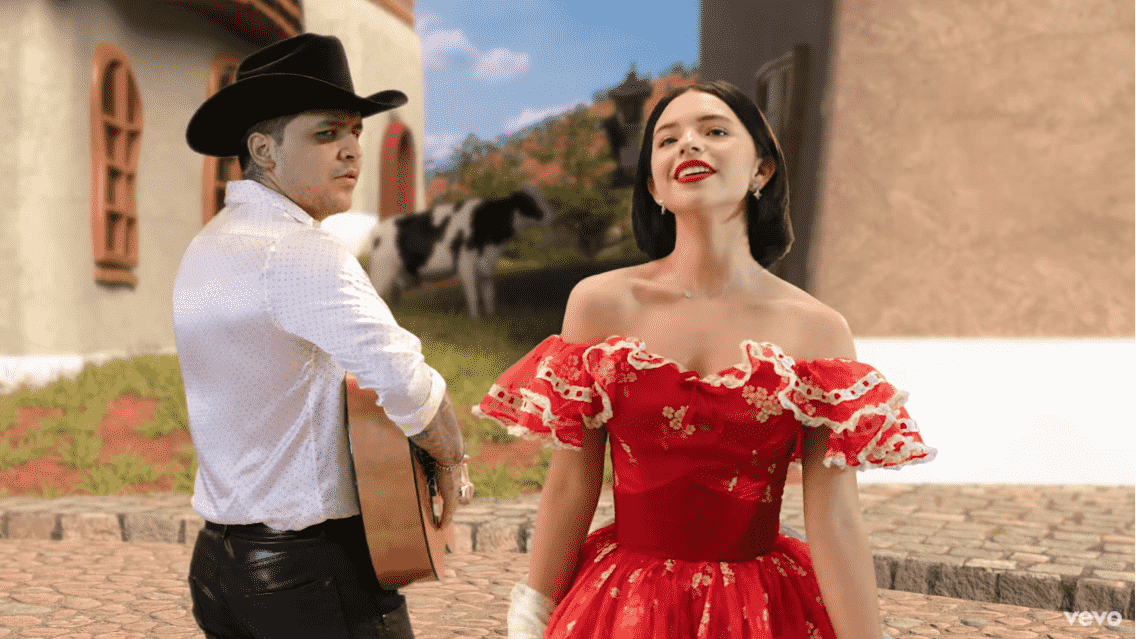Christian Nodal pidió permiso para cantar con Ángela Aguilar