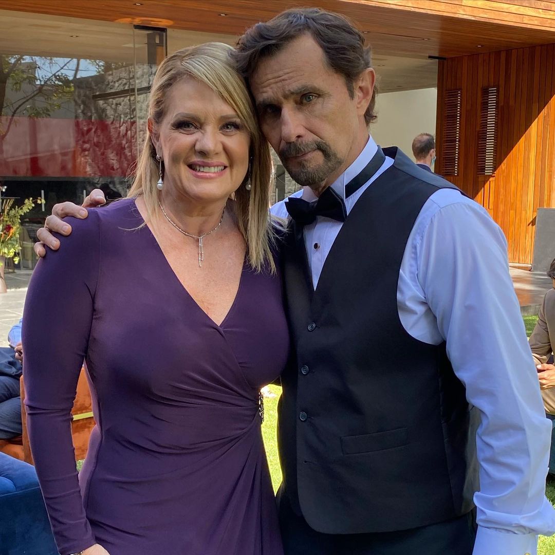 Erika buenfil y Humberto Zurita 