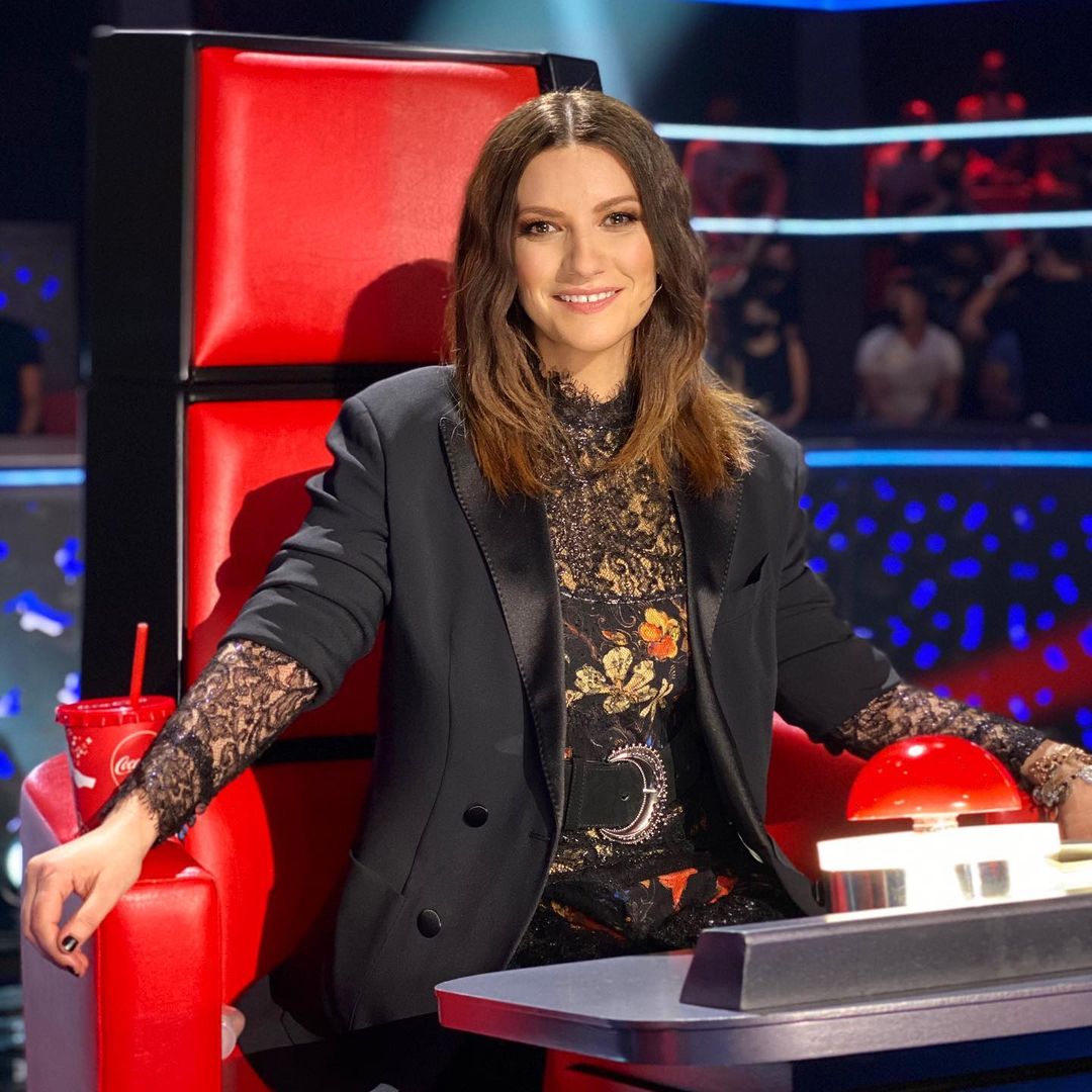 Laura Pausini arremete contra Maradona y lo llama "hombre poco apreciable"