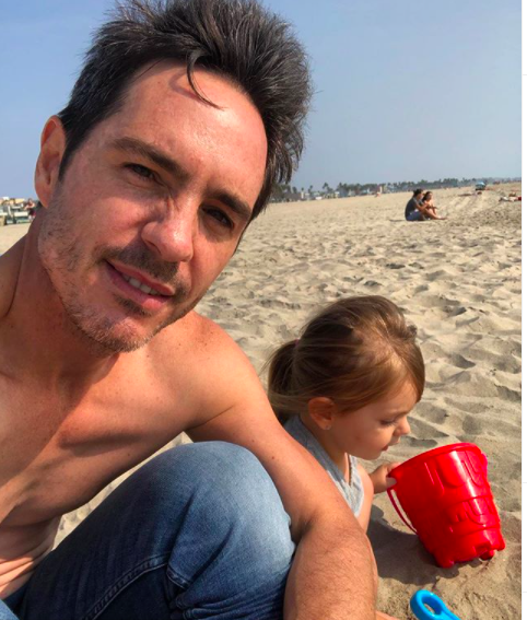 Mauricio Ochmann, Kailani y Aislinn Derbez reaparecen juntos en redes sociales
