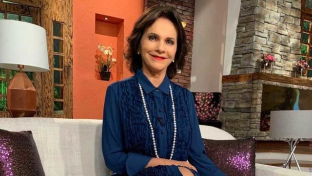 Pati Chapoy se muestra con cabello verde a sus 71 aÃ±os
