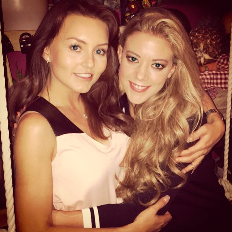 Angelique Boyer junto con su amiga, Fernanda Castillo