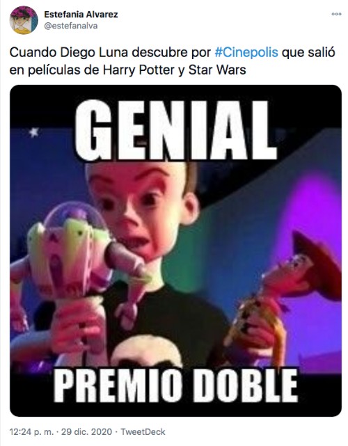 Diego Luna en el meme de premio doble