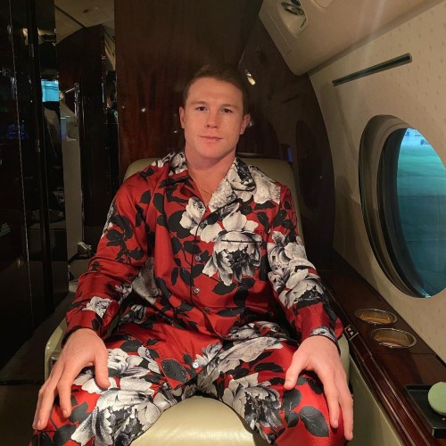 Foto pijama canelo Ã¡lvarez